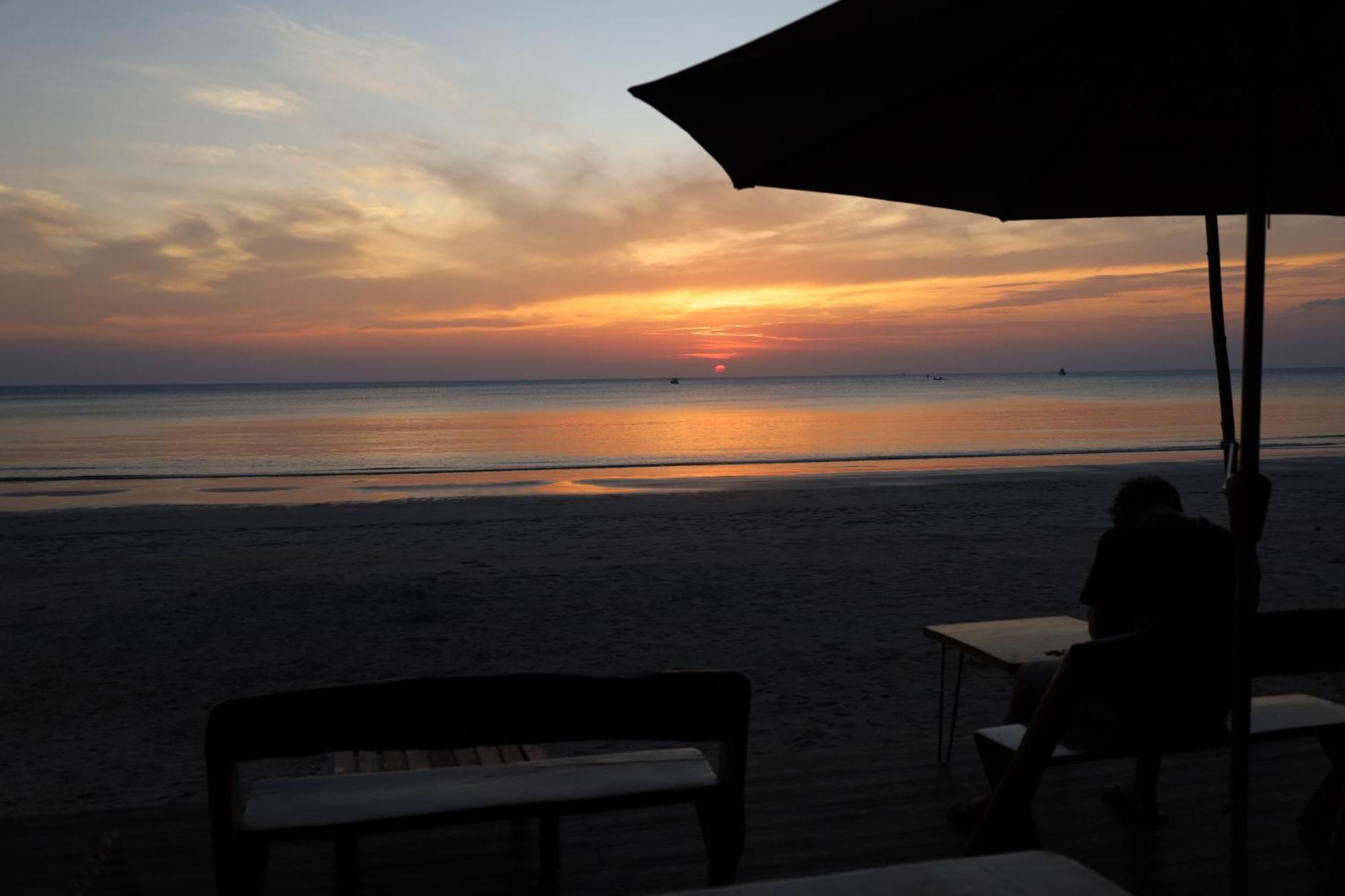 Ziggy Stardust Hotel Koh Phayam Eksteriør billede