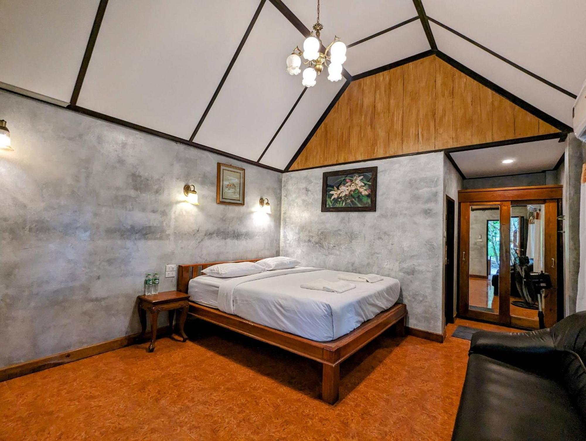 Ziggy Stardust Hotel Koh Phayam Eksteriør billede