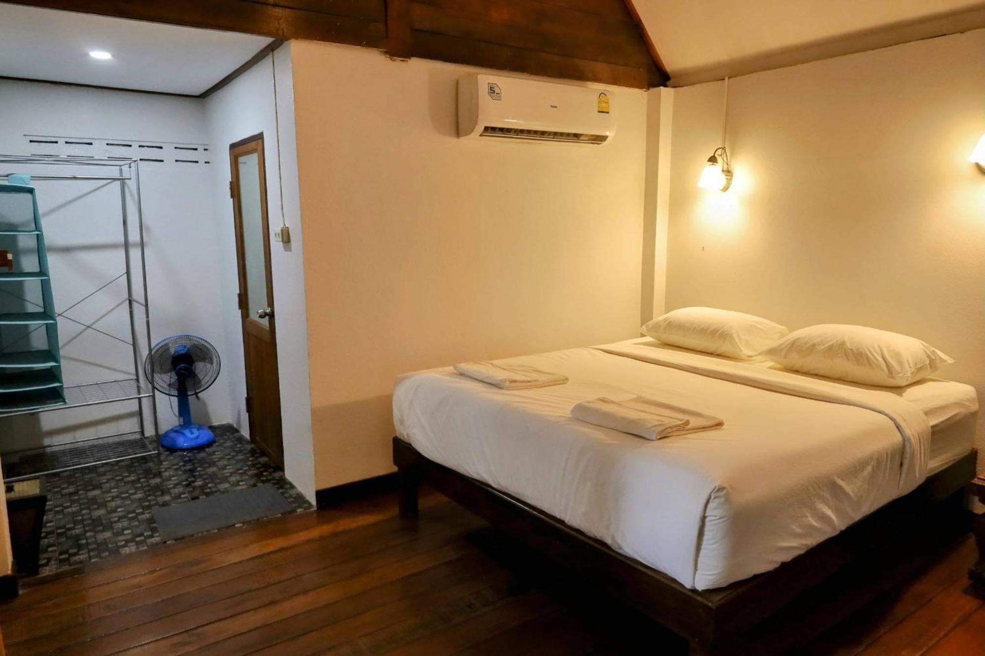 Ziggy Stardust Hotel Koh Phayam Værelse billede
