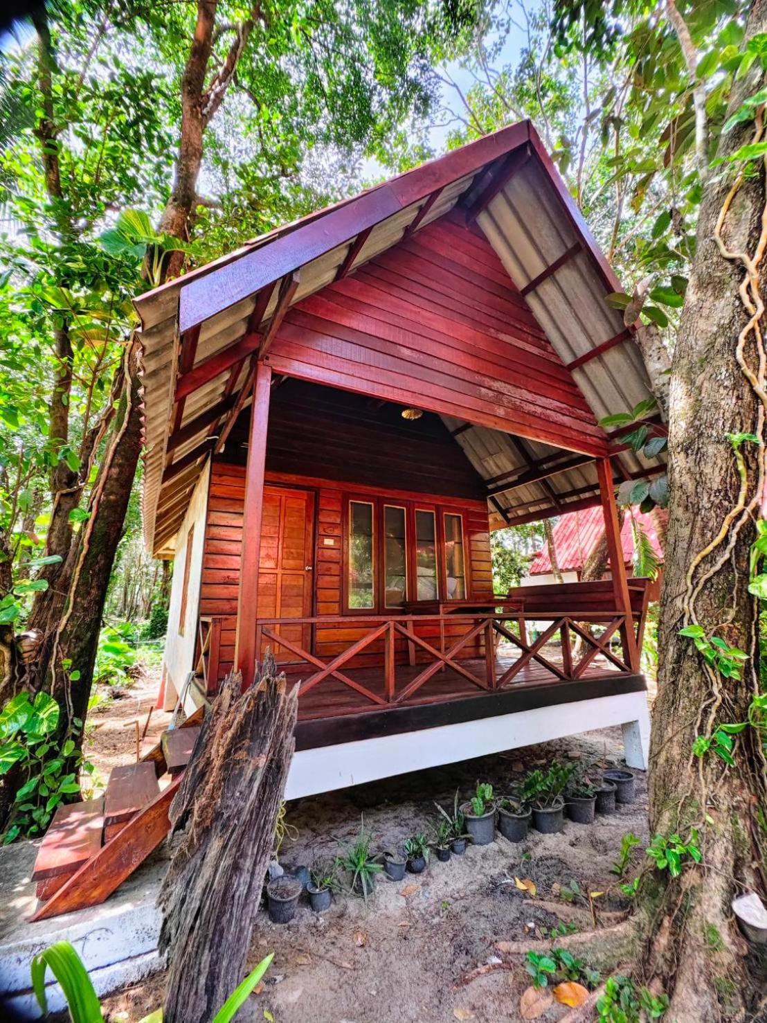Ziggy Stardust Hotel Koh Phayam Eksteriør billede