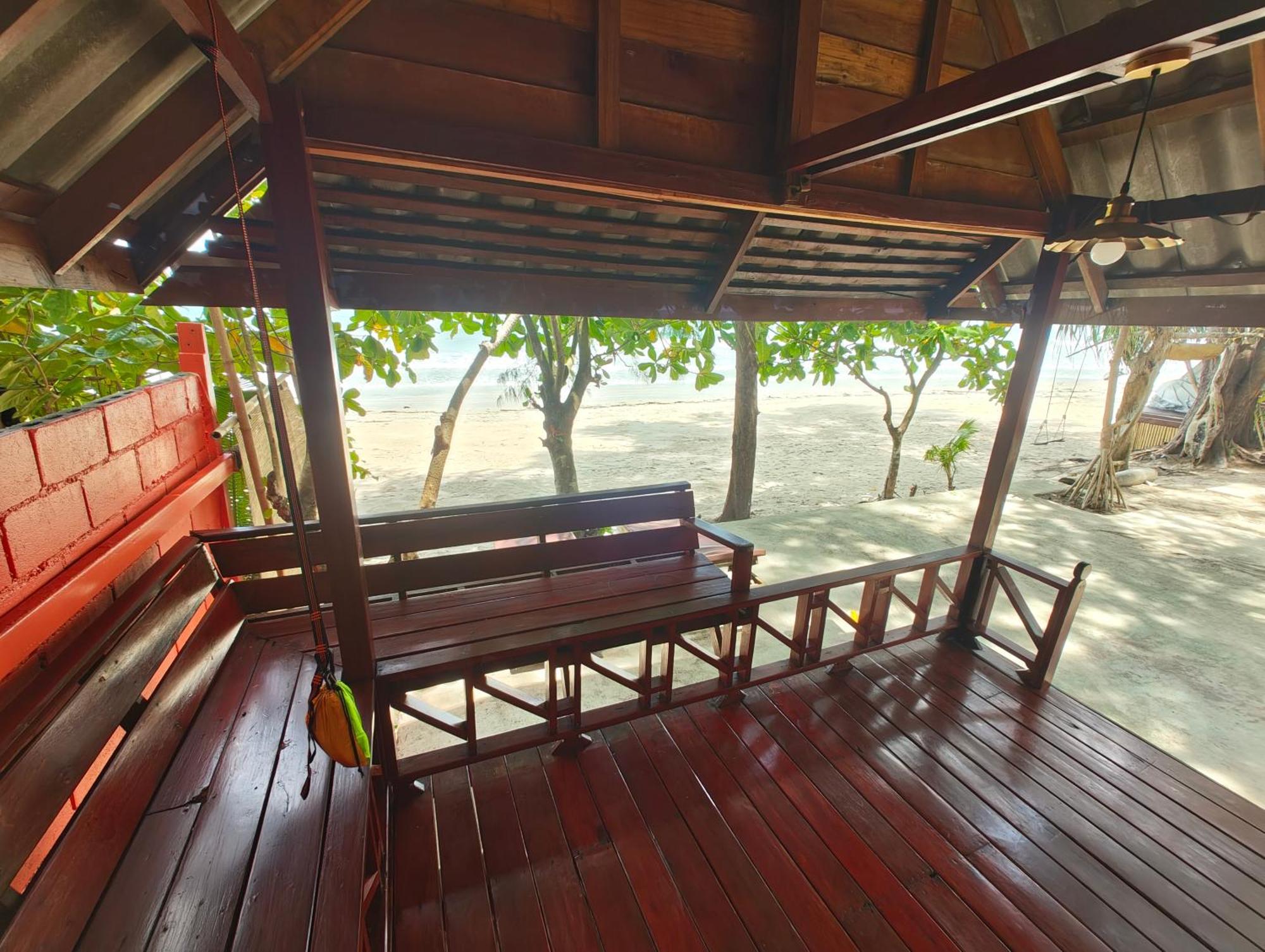 Ziggy Stardust Hotel Koh Phayam Eksteriør billede